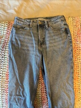 Old Navy Straight-Leg Women's Jeans — Light Blue Wash